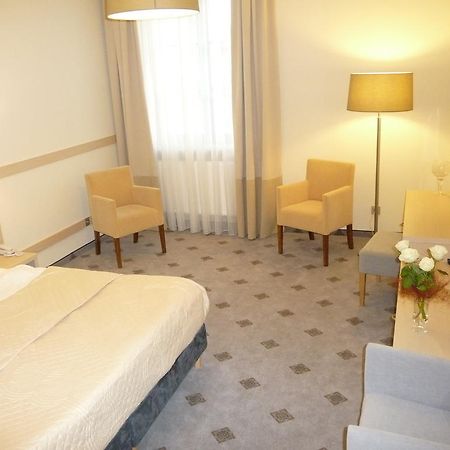 Świdnik Hotel Notabene المظهر الخارجي الصورة